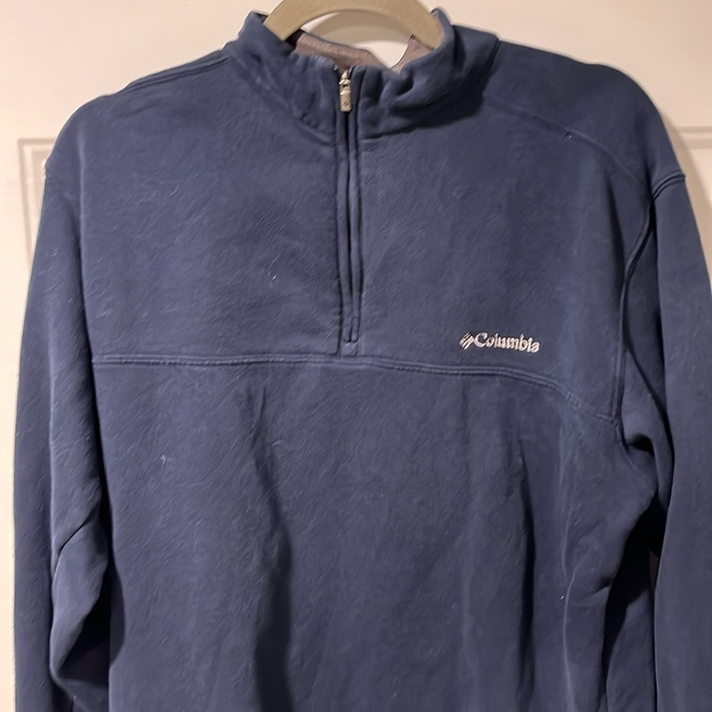 Columbia 1/4 zip. Men’s blue sweater. Medium